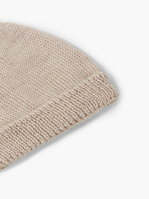 Knitted wool beanie Knitted wool beanie