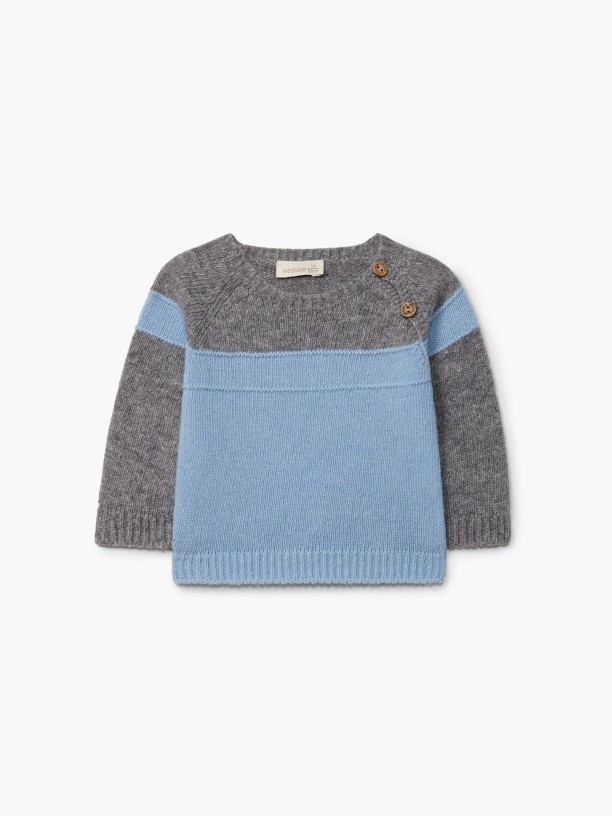 Knitted wool sweater Knitted wool sweater