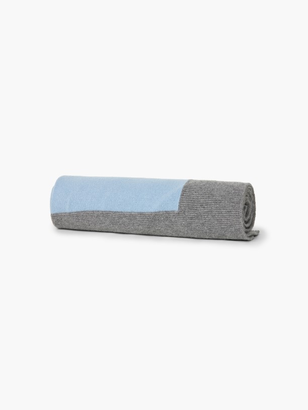 Knitted wool blanket Knitted wool blanket