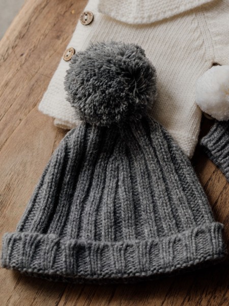 Bobble beanie