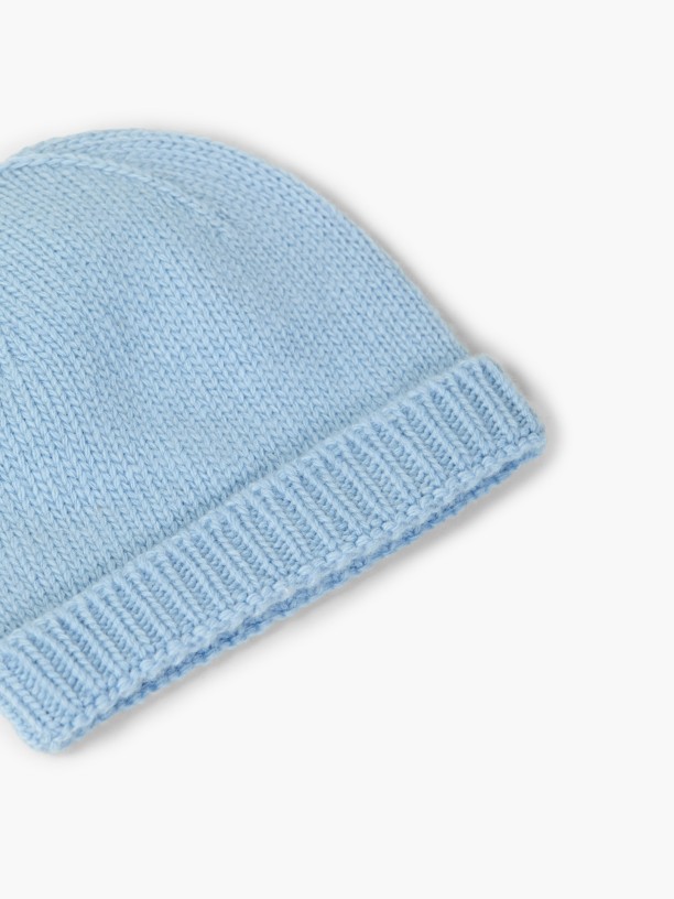 Knitted wool beanie Knitted wool beanie