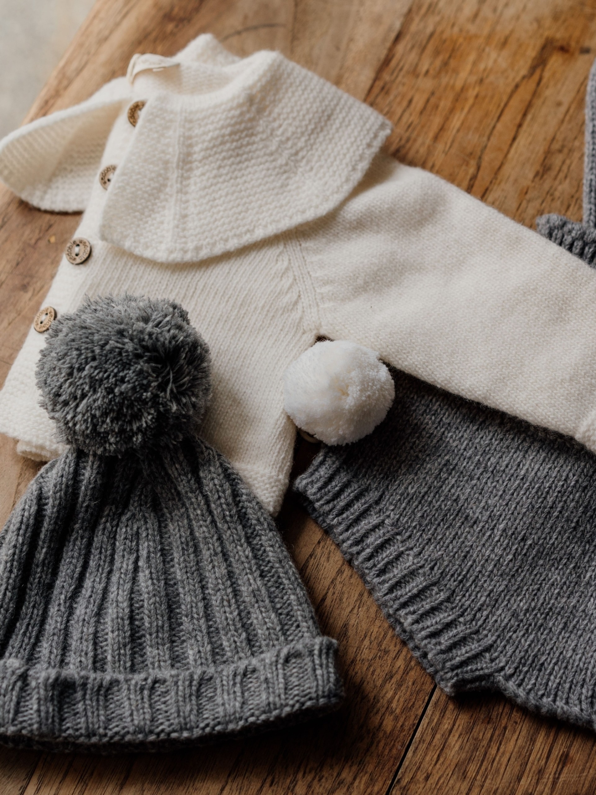 Knitted wool cardigan