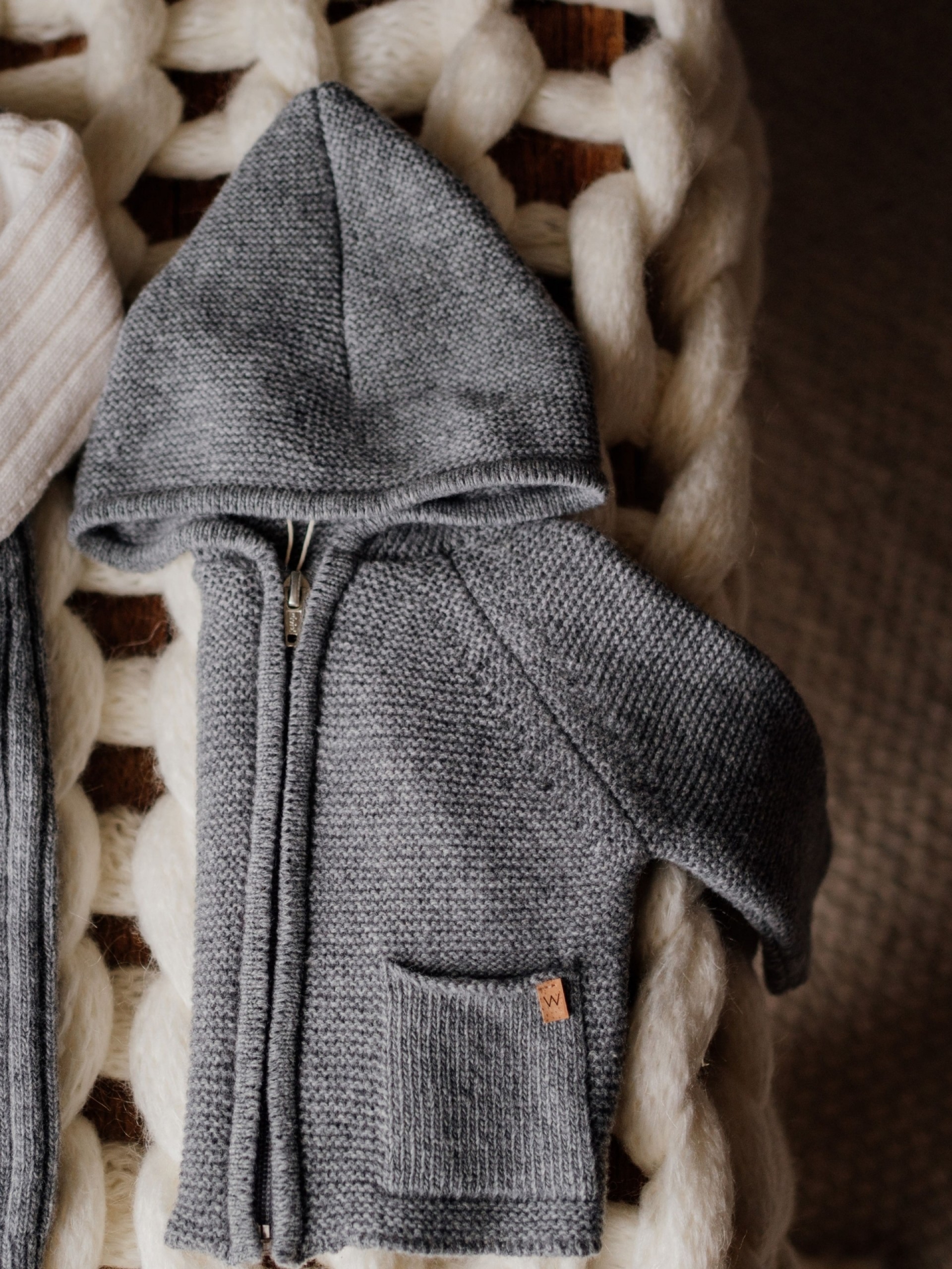 Hooded wool cardigan