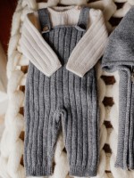 10 Medium grey
