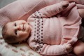 Beb� e m�e ou m�e e beb�