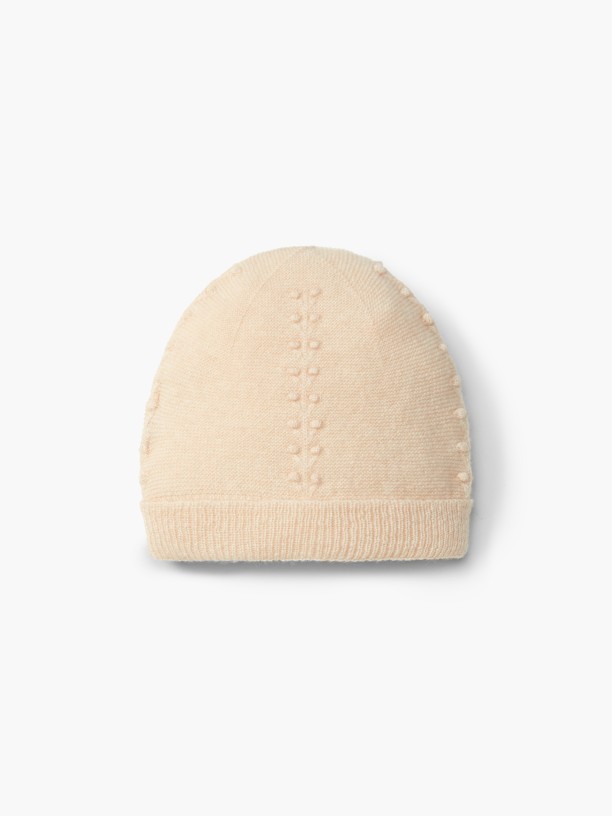 Knitted beanie