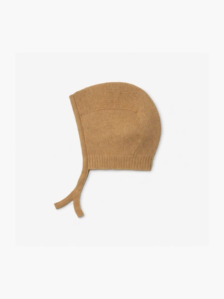 Knitted bonnet