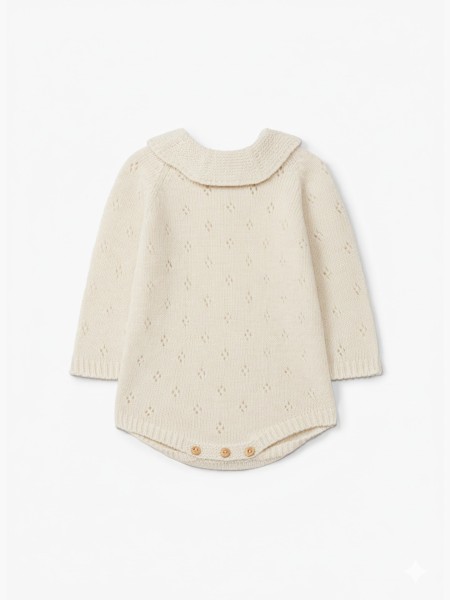 Knitted wool shortie
