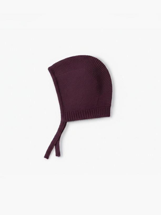 Knitted wool bonnet Knitted wool bonnet