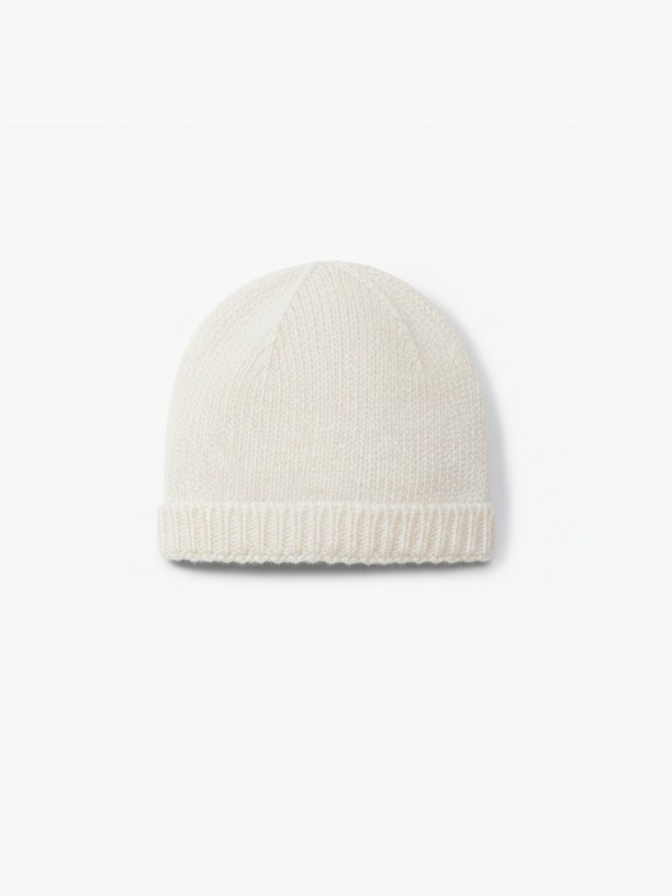 Knitted wool beanie Knitted wool beanie