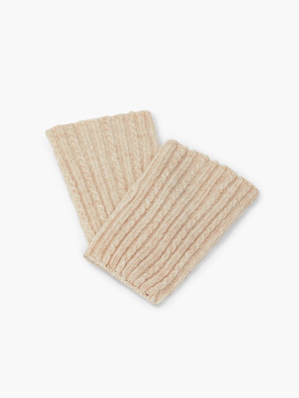 Knitted wool gloves Knitted wool gloves