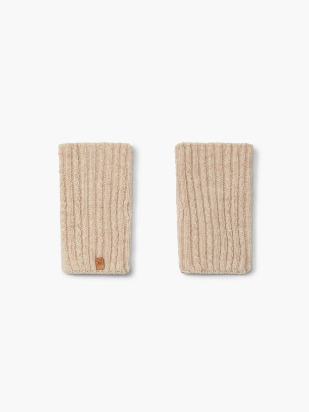Knitted wool gloves Knitted wool gloves