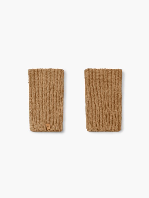 Knitted wool gloves Knitted wool gloves