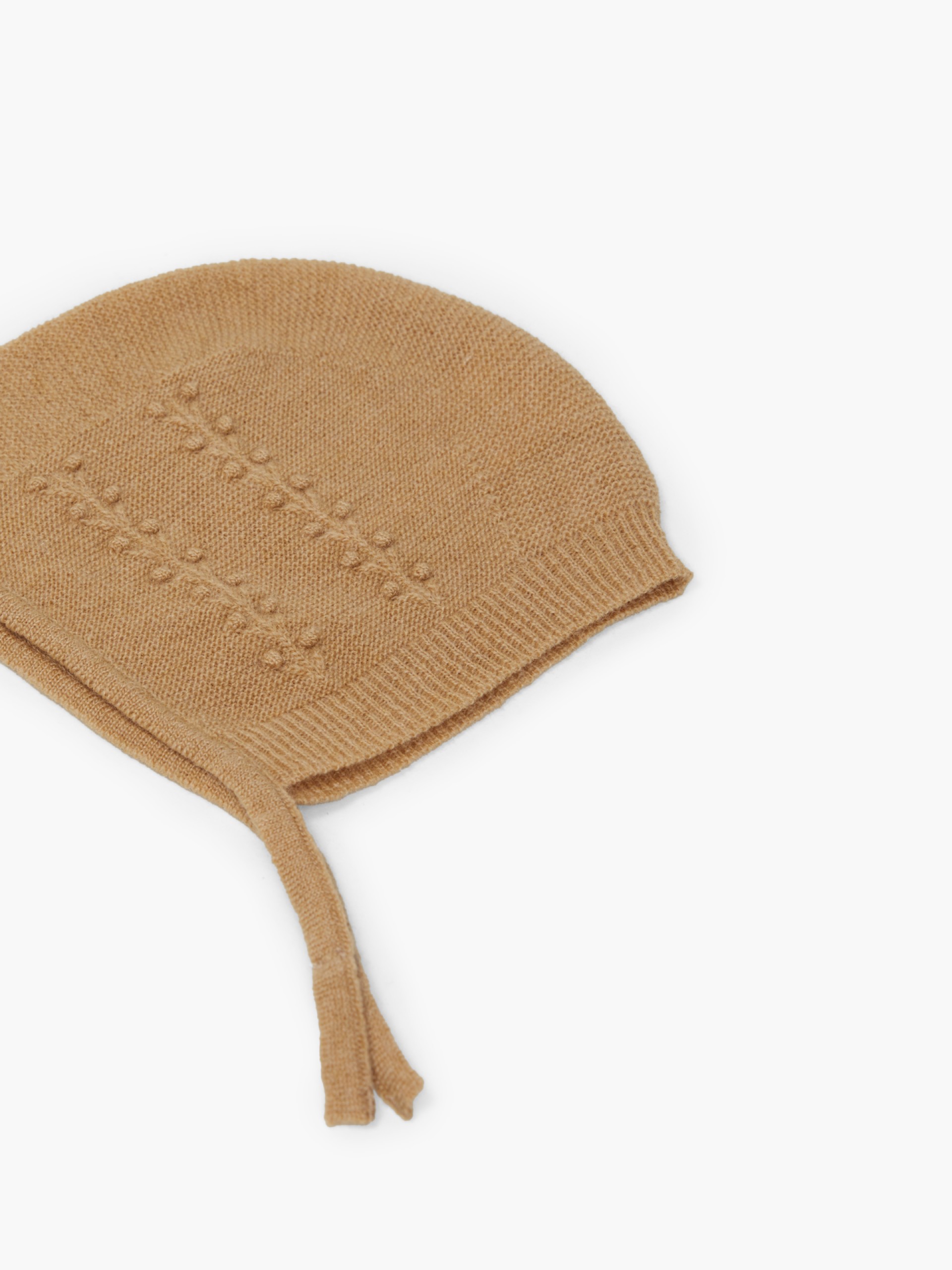 Knitted bonnet