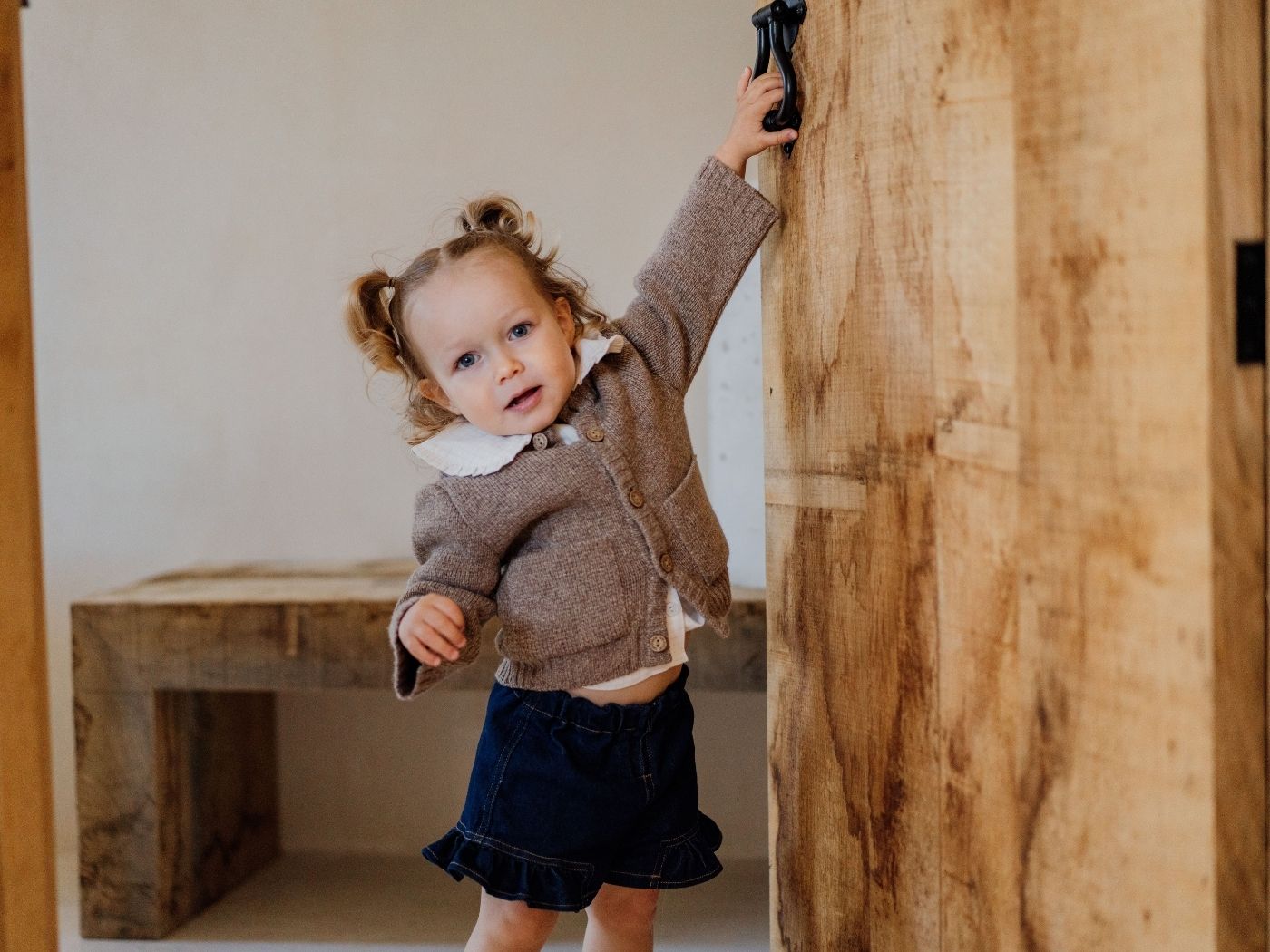 LITTLE GIRL