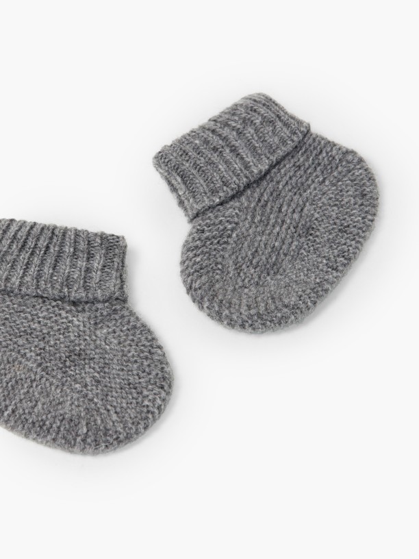 Knitted wool booties