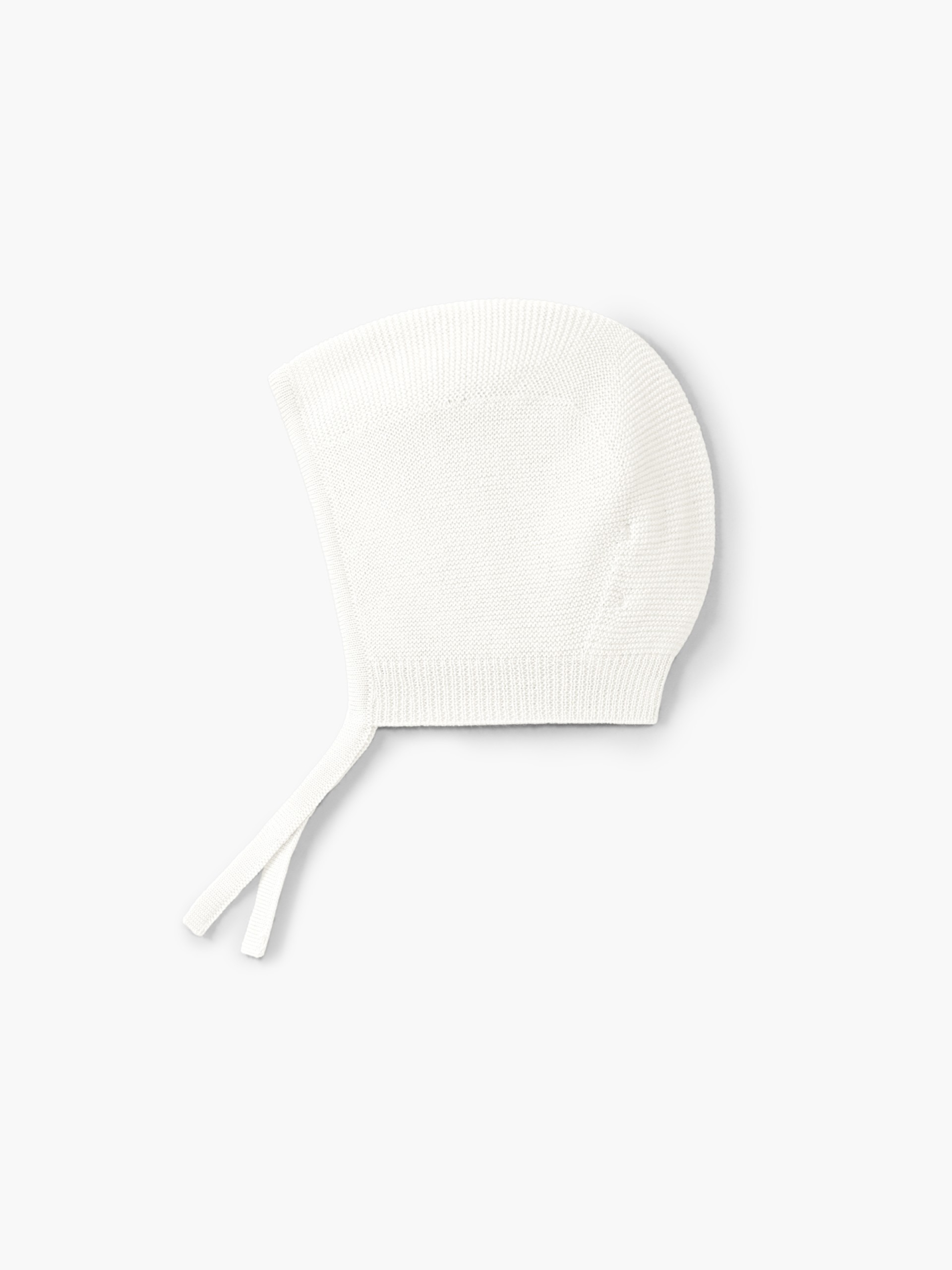 Knitted wool bonnet