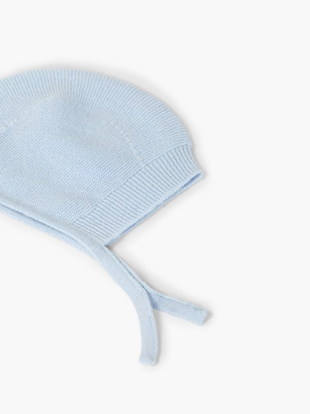 Knitted cashmere bonnet
